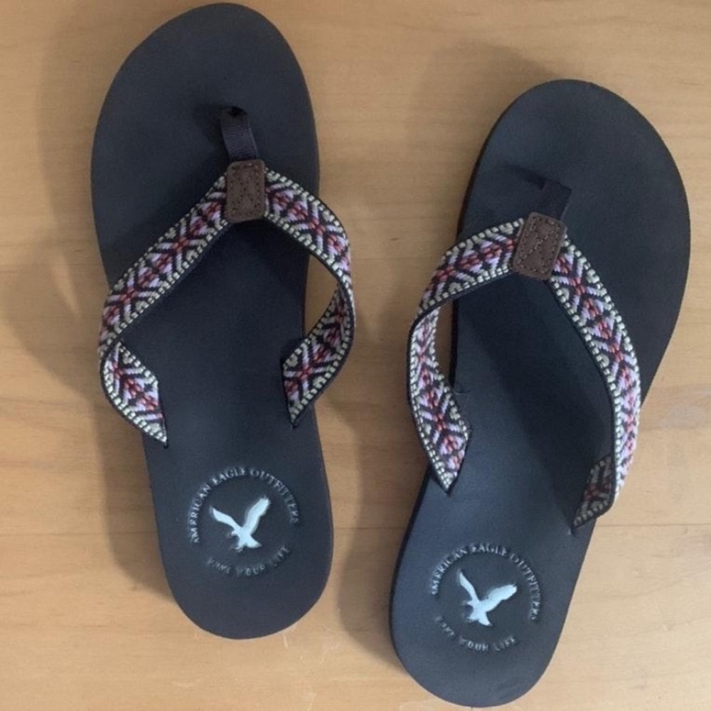AEO flip flops